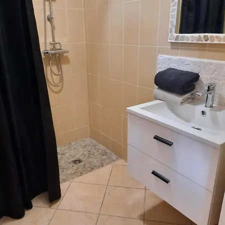 Holiday home Le Canari Huisnes-sur-Mer
